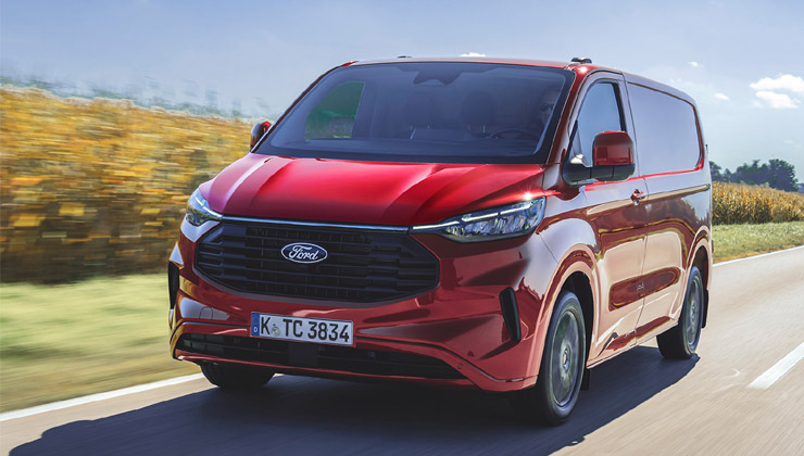 2024 Uluslararası Yılın Ticari Aracı Ford Transit Custom