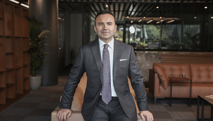 Açık Holding, ekonomiye katma değer sağlamaya devam ediyor