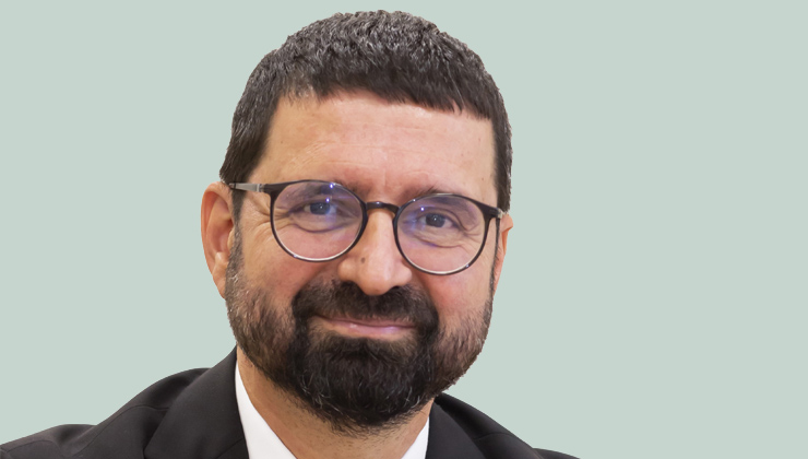 Norm Holding Yönetiminde Bayrak Değişimi