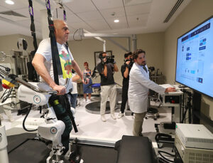 Türkiye’de ilk olan Yürüme Robotu ile rehabilitasyon!
