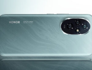 HONOR 200 Pro’ya EISA’dan “Yılın Akıllı Telefonu” Ödülü