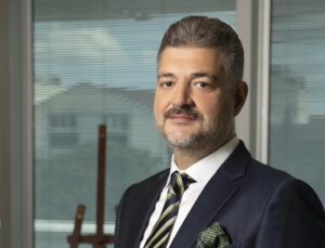 Hayat Holding’den Yeni Nesil Sanata destek