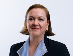 Koç Holding Kurumsal İletişim Direktörü Burçun İmir oldu